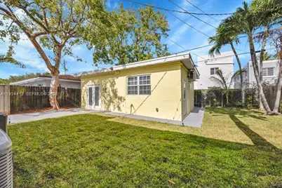 1785 SW 10th St, Miami, FL 33135 - Photo 27