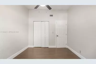 4289 N 76th Ave, Davie, FL 33024 - Photo 17