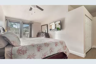 4289 N 76th Ave, Davie, FL 33024 - Photo 13
