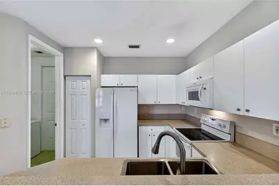 8955 SW 207th St, Cutler Bay, FL 33189 - Photo 19