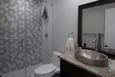 5763 NW 97th Ct, Doral, FL 33178 - Photo 17