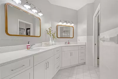 6062 SE Landing Way #16, Stuart, FL 34997 - Photo 23