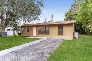 2411 NE 10th Ave, Pompano Beach, FL 33064 - Photo 1