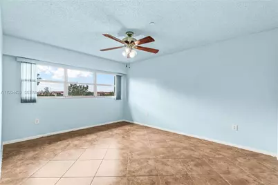 550 SW 138th Ave #409K, Pembroke Pines, FL 33027 - Photo 11