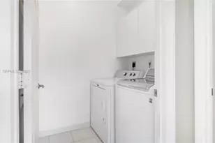 7651 S Aragon Blvd, Sunrise, FL 33322 - Photo 23