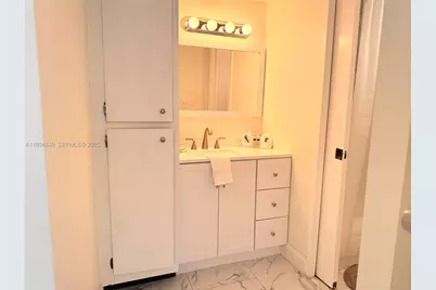 16909 N Bay Rd #519, Sunny Isles Beach, FL 33160 - Photo 7