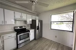 1024 S Independence Dr, Homestead, FL 33034 - Photo 7