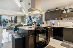 4141 Crystal Lake Dr, Deerfield Beach, FL 33064 - Photo 9