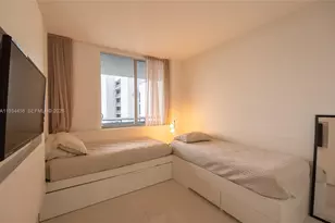 16385 Biscayne Blvd, North Miami Beach, FL 33160 - Photo 17