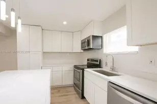 2960 SW 2nd Ct, Fort Lauderdale, FL 33312 - Photo 9