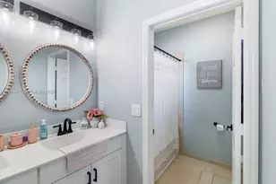 2417 NE 2nd Dr, Homestead, FL 33033 - Photo 27