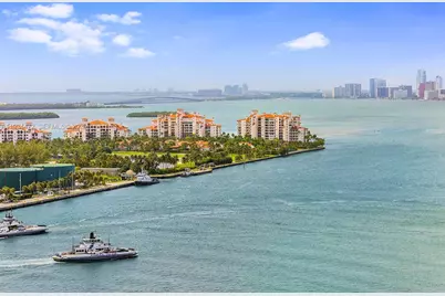 800 S Pointe Dr #2103, Miami Beach, FL 33139 - Photo 9