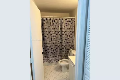 2911 SE 13th Rd #204-40, Homestead, FL 33035 - Photo 9