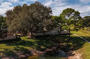 4205 Village Dr, Delray Beach, FL 33445 - Photo 7