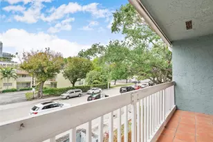 515 NE 38th St, Miami, FL 33137 - Photo 17