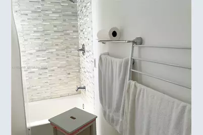 161 NW 145th St, Miami, FL 33168 - Photo 27