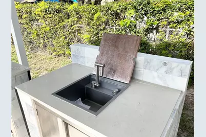 161 NW 145th St, Miami, FL 33168 - Photo 39