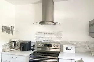 161 NW 145th St, Miami, FL 33168 - Photo 9