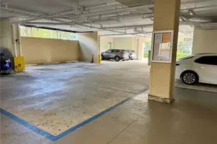 8430 SW 8th St, Miami, FL 33144 - Photo 13