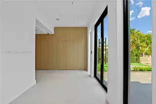 1661 Daytonia Rd, Miami Beach, FL 33141 - Photo 29