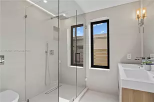 1661 Daytonia Rd, Miami Beach, FL 33141 - Photo 27
