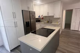 8935 SW 38th St, Miami, FL 33165 - Photo 5