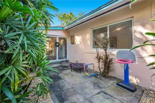 2490 Abaco Ave, Miami, FL 33133 - Photo 17