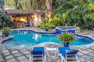 2490 Abaco Ave, Miami, FL 33133 - Photo 17