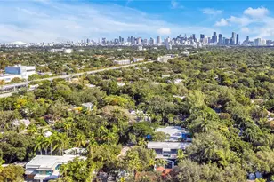 2490 Abaco Ave, Miami, FL 33133 - Photo 25