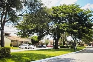 2066 SW 82nd Ave, Davie, FL 33324 - Photo 1