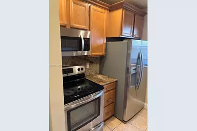 2066 SW 82nd Ave #2066, Davie, FL 33324 - Photo 5