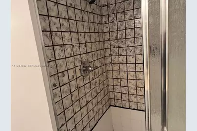 1800 Bayberry Dr #1800, Pembroke Pines, FL 33024 - Photo 7
