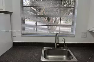 2091 NW 96th Terrace, Pembroke Pines, FL 33024 - Photo 13