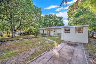 16234 NE 9th Ct, North Miami Beach, FL 33162 - Photo 1
