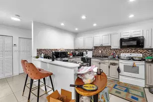 16234 NE 9th Ct, North Miami Beach, FL 33162 - Photo 7