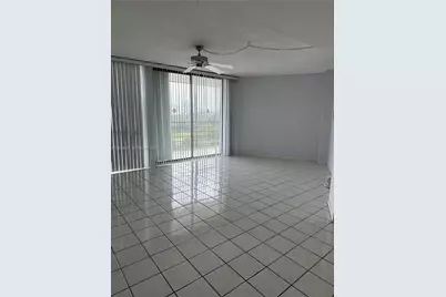 20500 W Country Club Dr #715, Aventura, FL 33180 - Photo 9