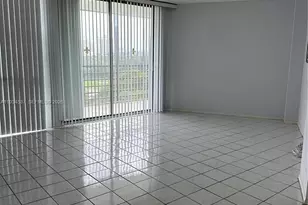 20500 W Country Club Dr, Aventura, FL 33180 - Photo 9