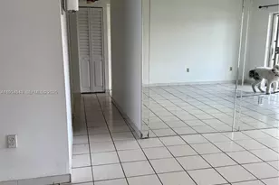 5199 NW 7th St, Miami, FL 33126 - Photo 5