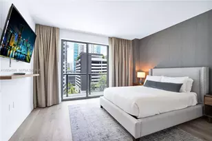 229 SW 9th St, Miami, FL 33130 - Photo 9