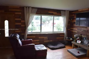 630 NE 165th St, Miami, FL 33162 - Photo 11