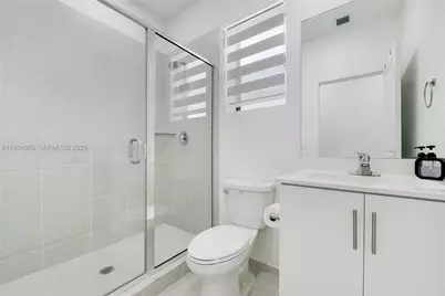 25416 SW 108th Ave, Homestead, FL 33032 - Photo 11