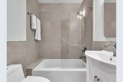 920 W 47th Ct, Miami Beach, FL 33140 - Photo 21