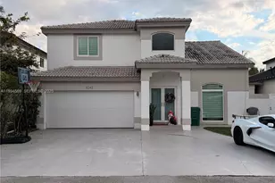 8242 NW 200th Terrace, Hialeah, FL 33015 - Photo 1