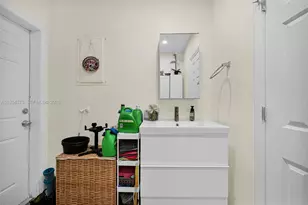 1323 NE 182nd St, North Miami Beach, FL 33162 - Photo 31