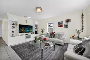 1323 NE 182nd St, North Miami Beach, FL 33162 - Photo 43