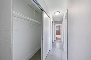 1960 NE 161st St, North Miami Beach, FL 33162 - Photo 7