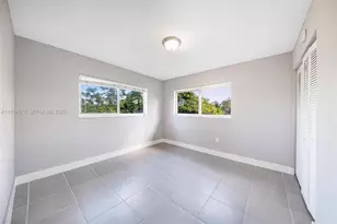 1960 NE 161st St, North Miami Beach, FL 33162 - Photo 13