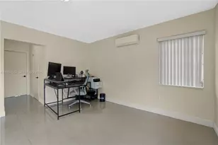 1245 NW 130th St, North Miami, FL 33167 - Photo 11