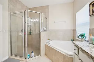 310 Villa Sorrento Cir, Haines City, FL 33844 - Photo 21