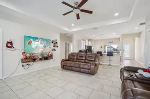 310 Villa Sorrento Cir, Haines City, FL 33844 - Photo 7